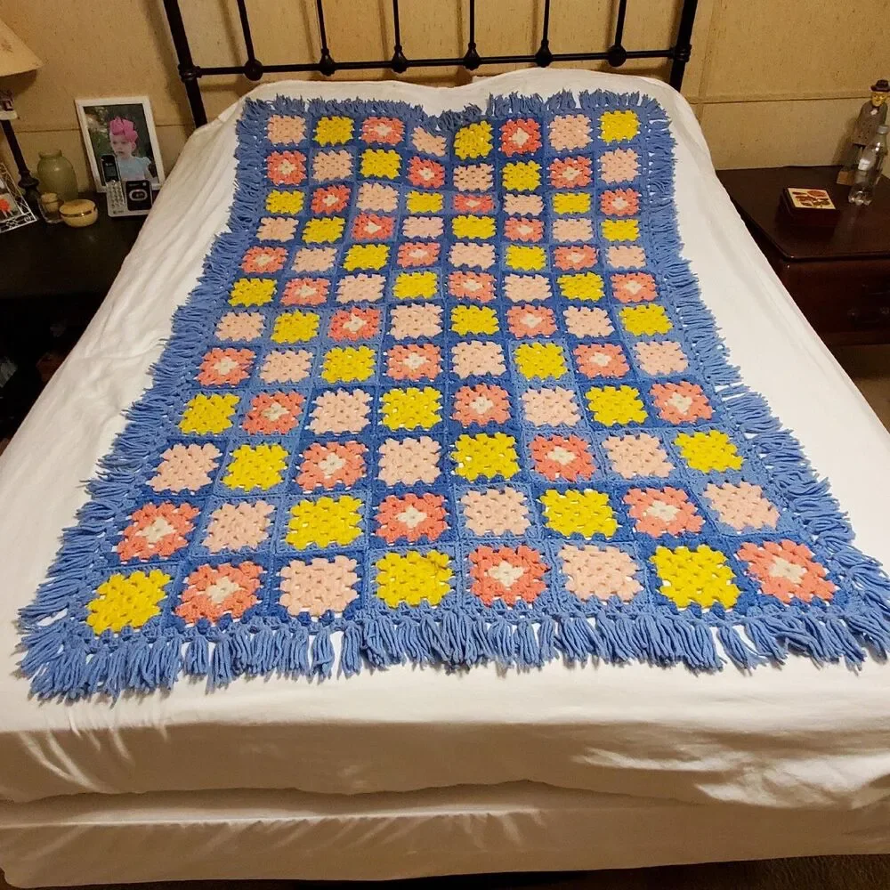 Vintage Granny Square Crochet Afghan Blanket Throw 65